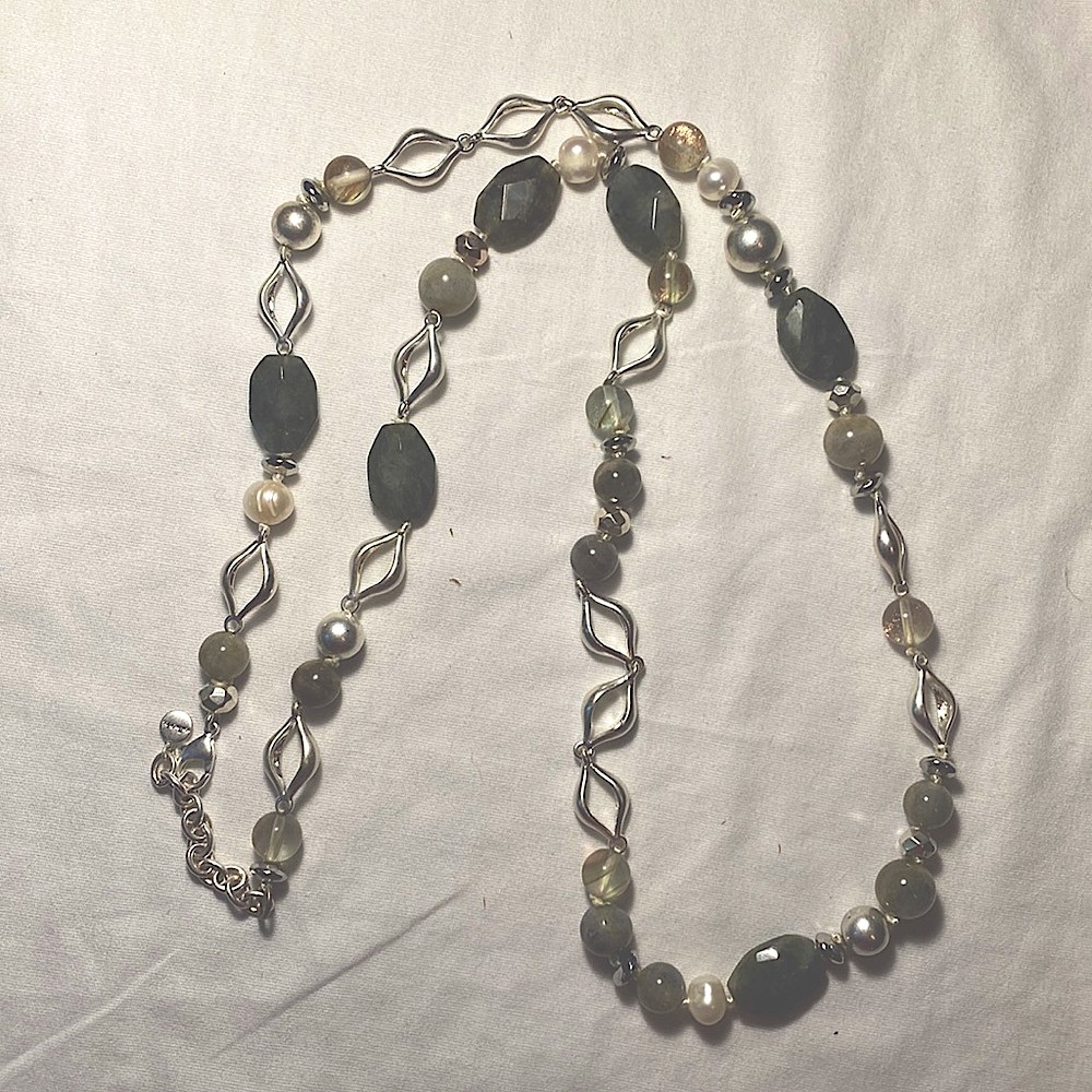 Stella & Dot Wendy necklace